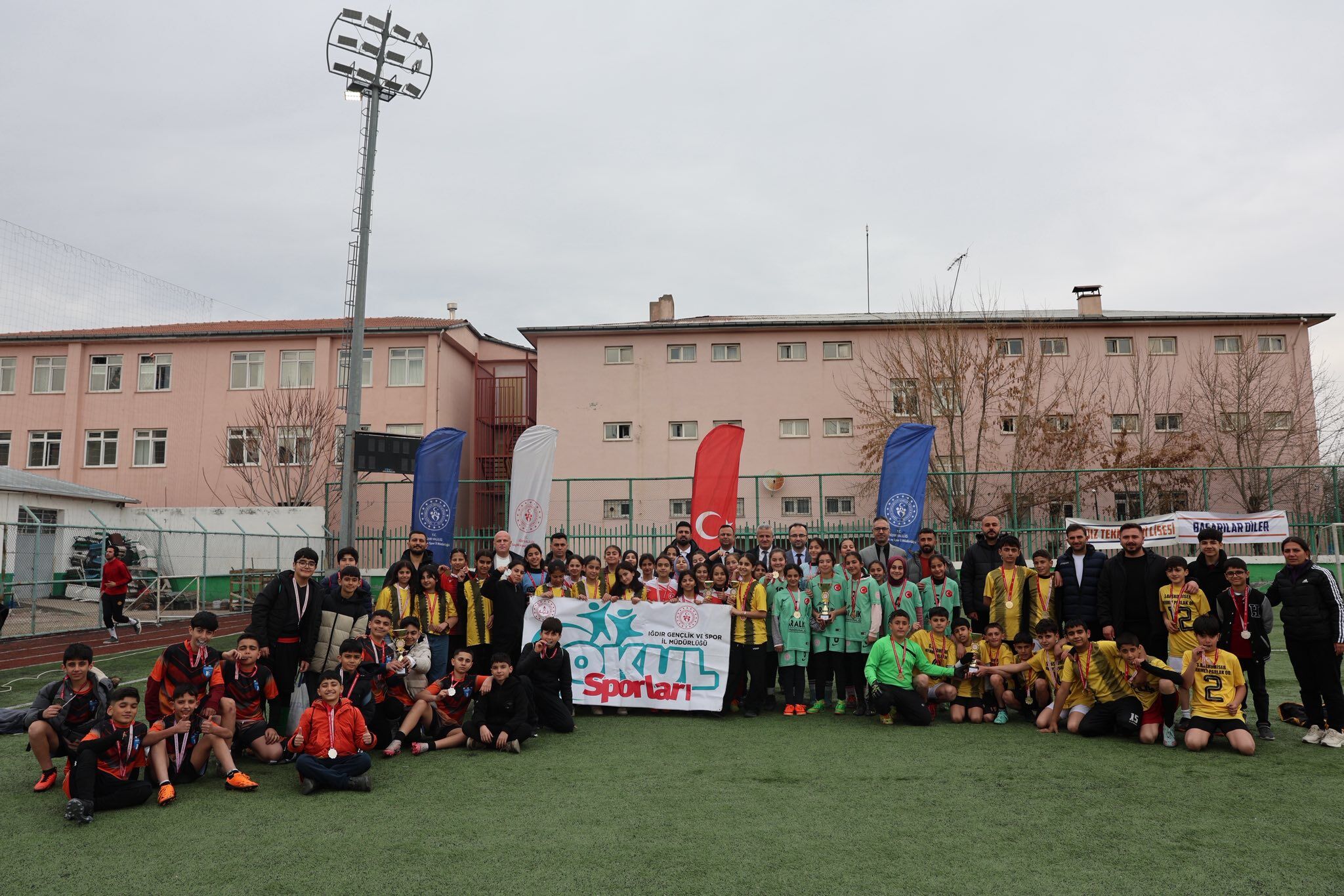 640959162 908093671970251 3051710902417799845 N