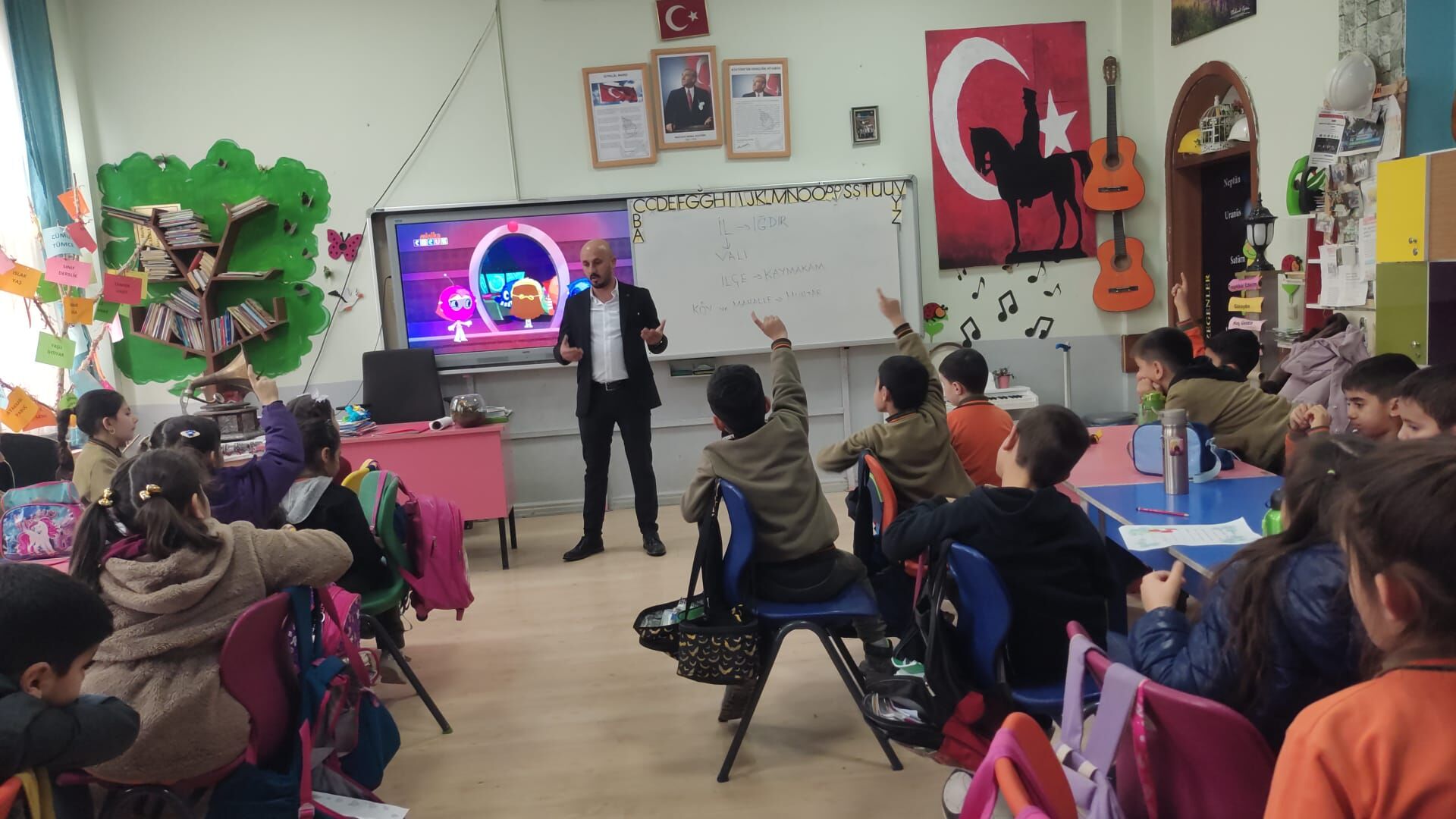 A241338E 5768 438E 9953 F3Eb9A2F3A38