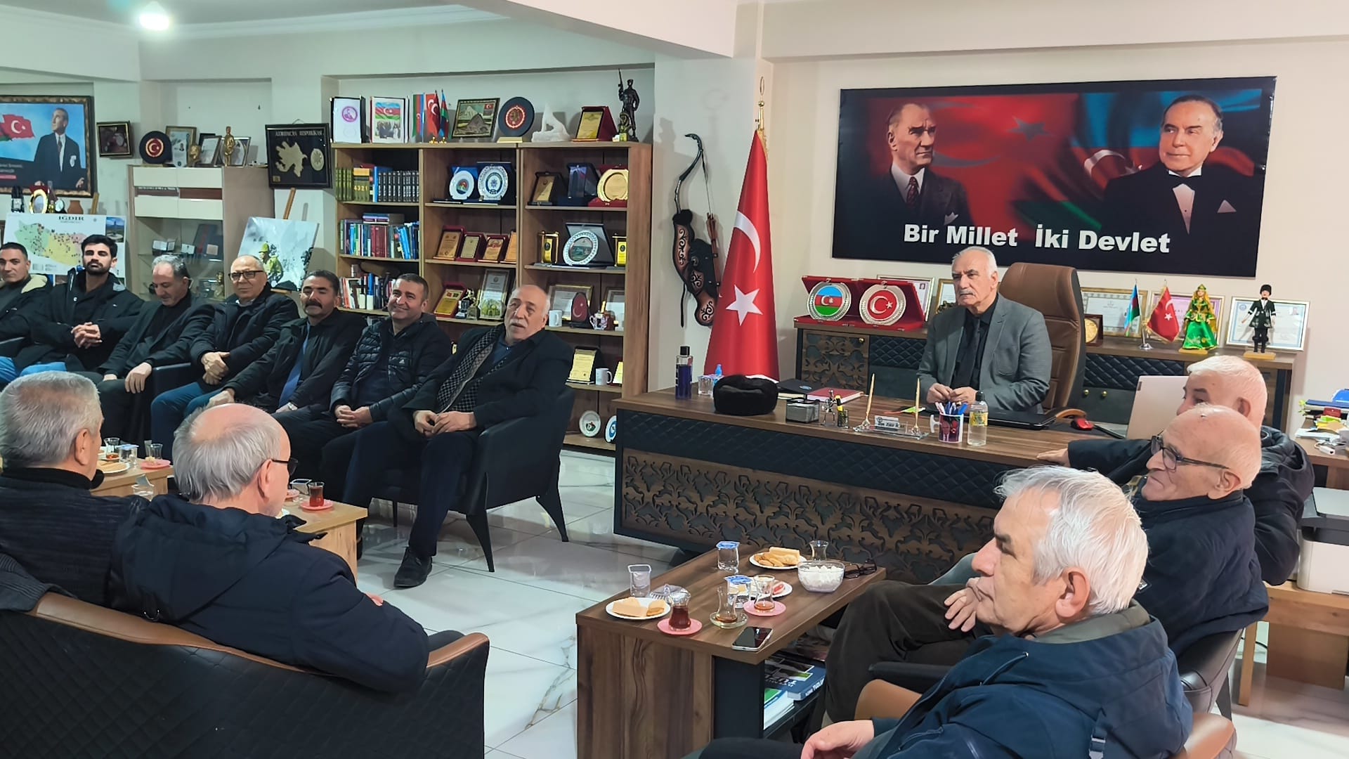 Ee2115Aa Bef7 4B21 B6B7 255011005479-1