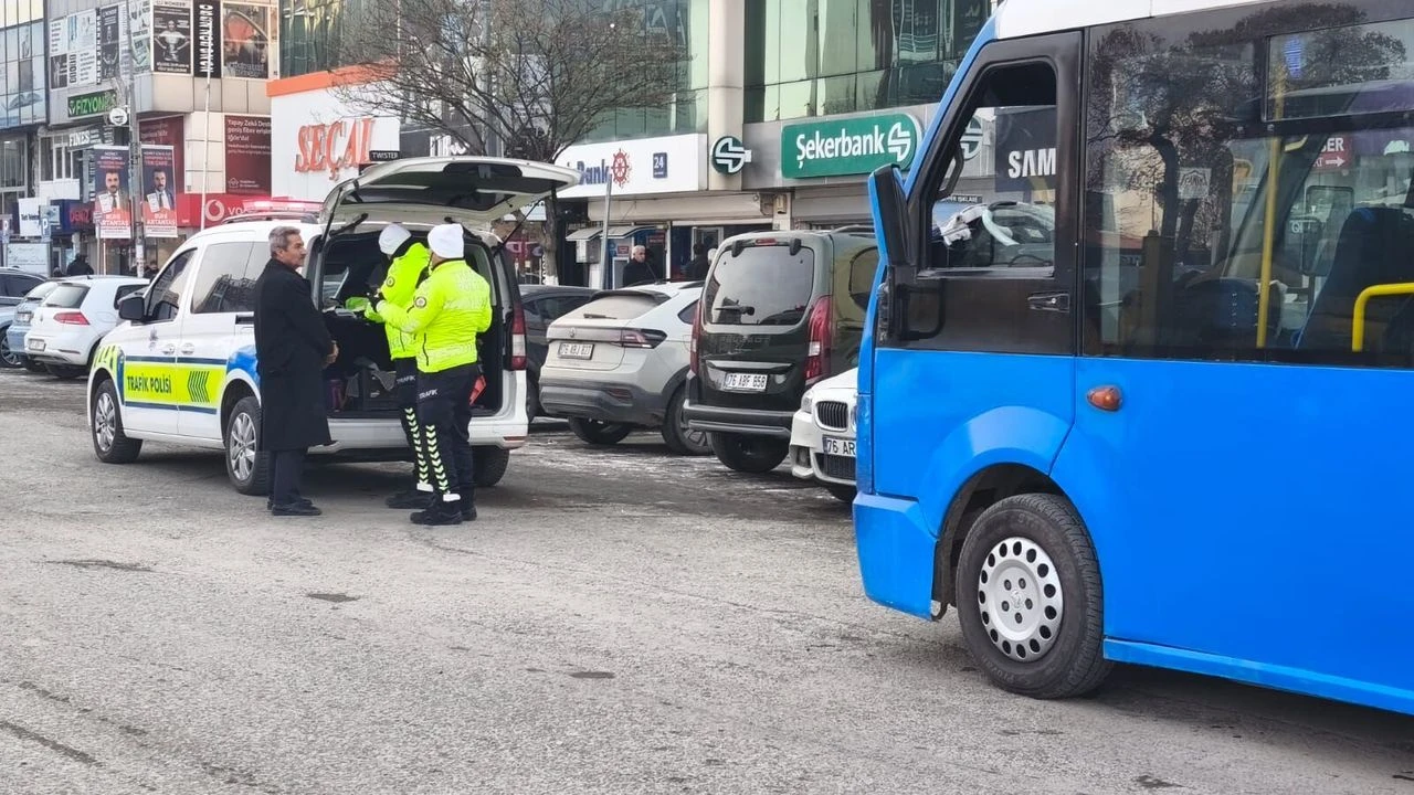 15Fd9A12 9702 466A 9E67 Affebe8195Ab-1