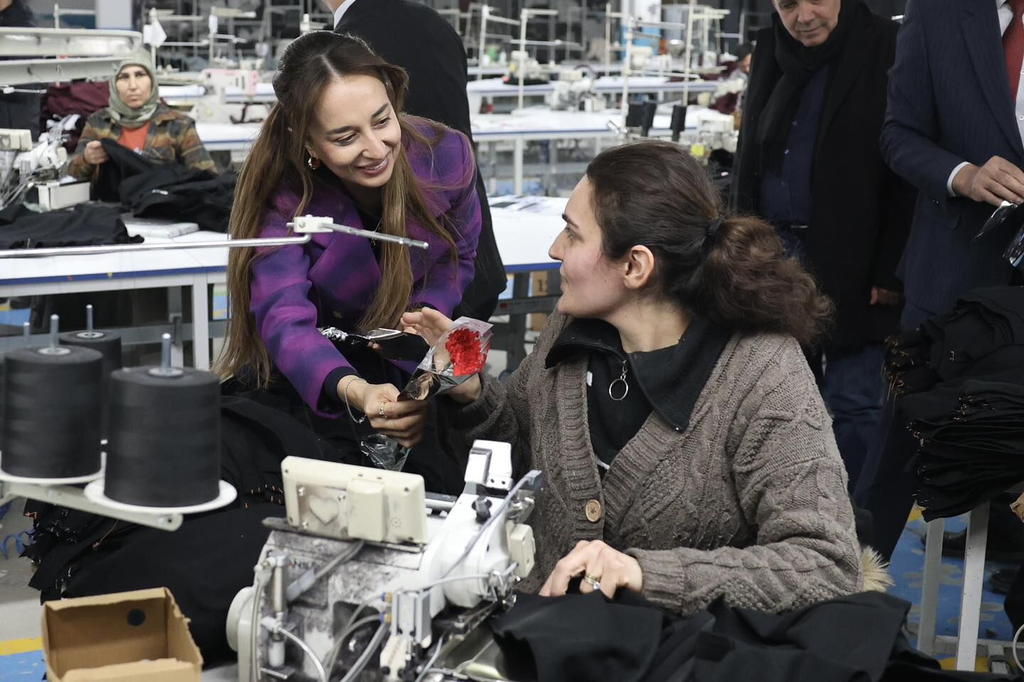 648128492 1408916741264400 3959802952803544392 N