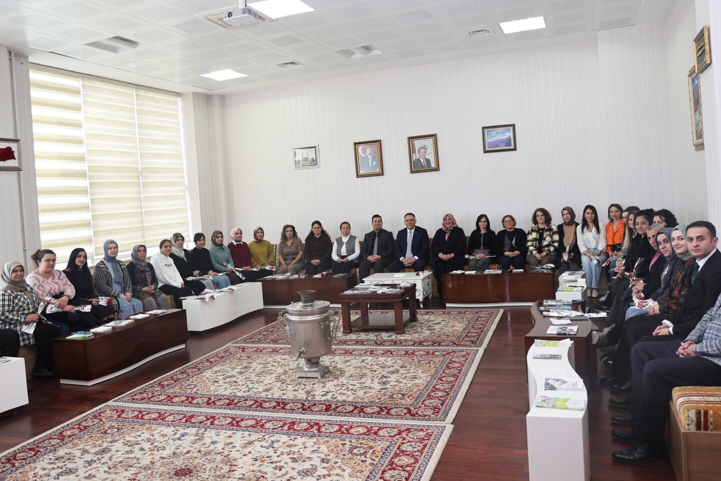 649494159 18340123927300125 2320571310973520264 N