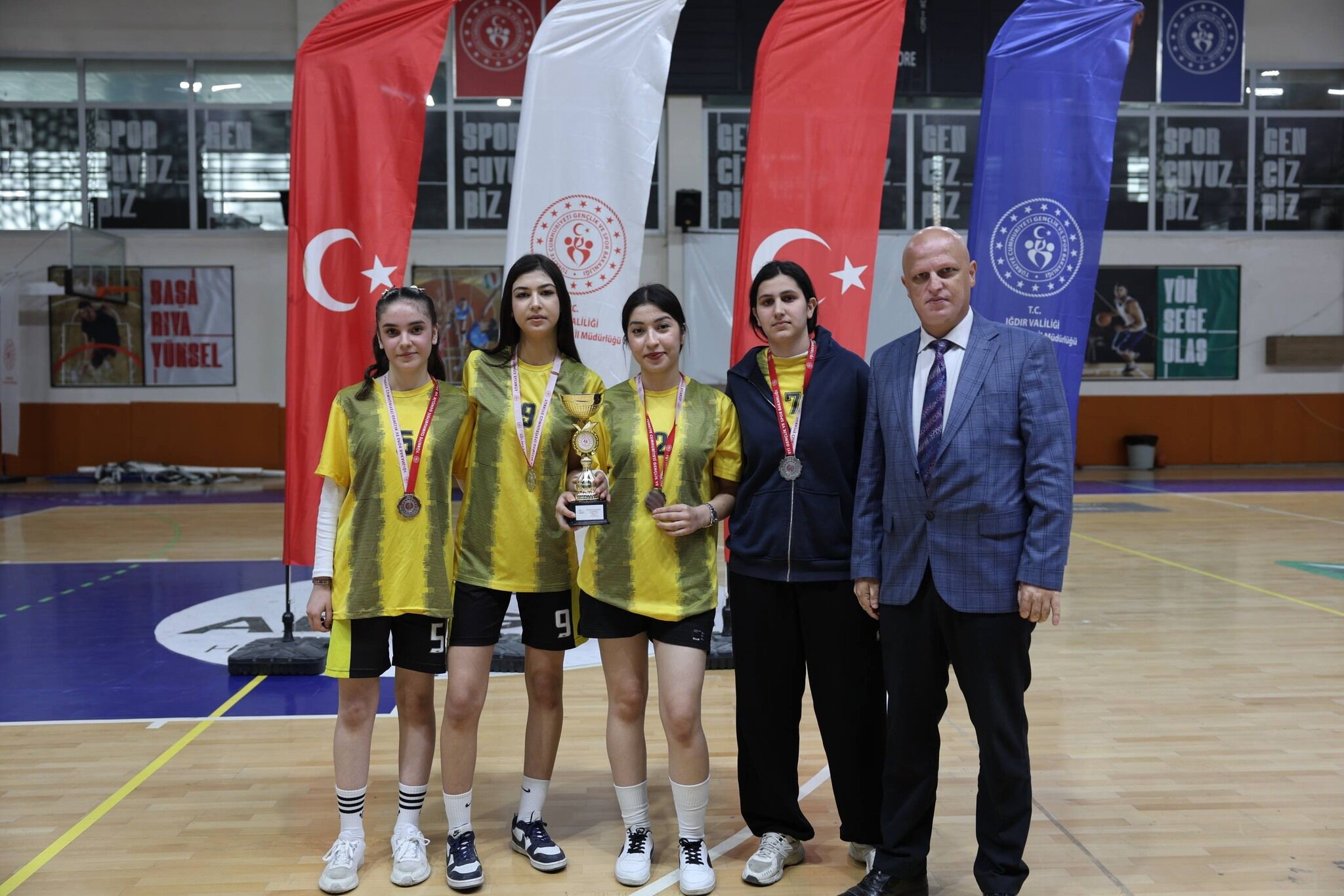 657517876 931274859652132 1069165910517464050 N