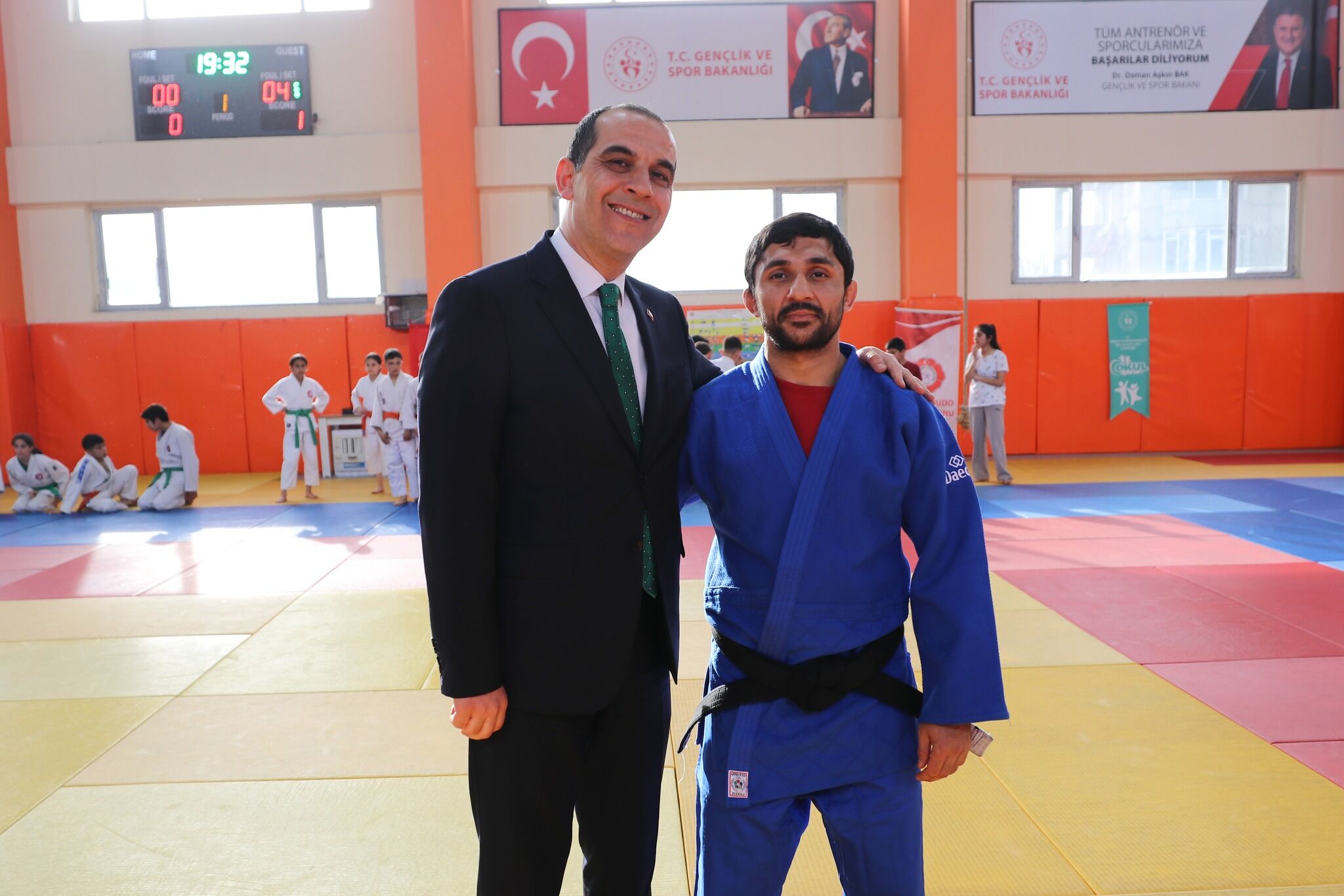 658530184 1430032542486153 8765747884862795180 N