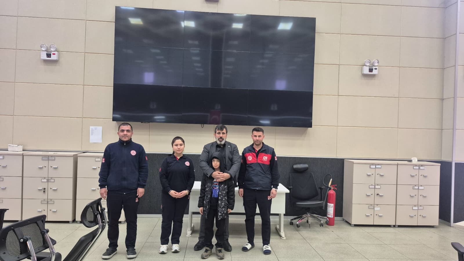 7Fbc8703 1E3A 4E8D 8F8F E7E49Ee233Ba