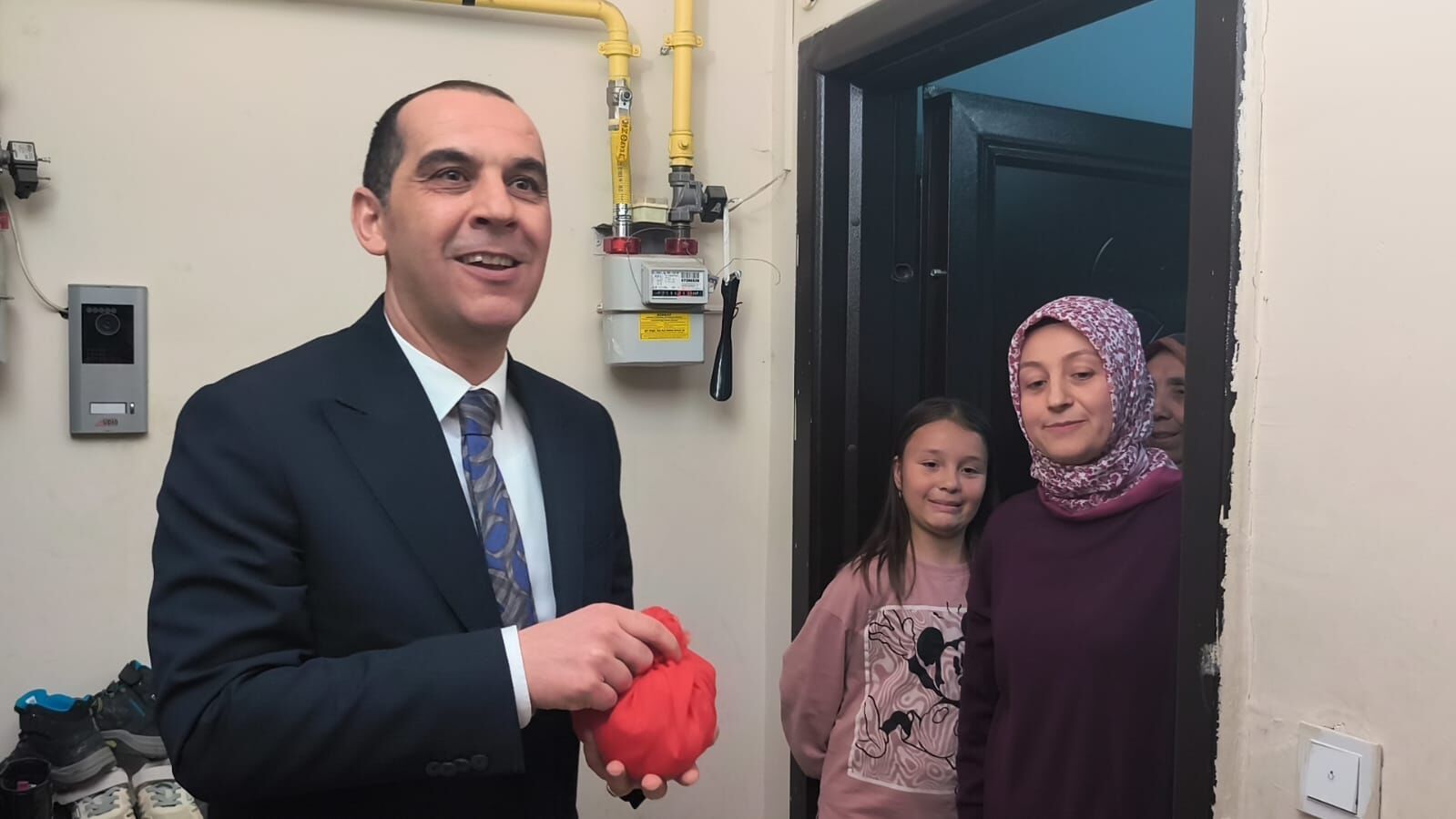 82E7885E D7Be 43A4 B872 5D4C15Af5Ddf