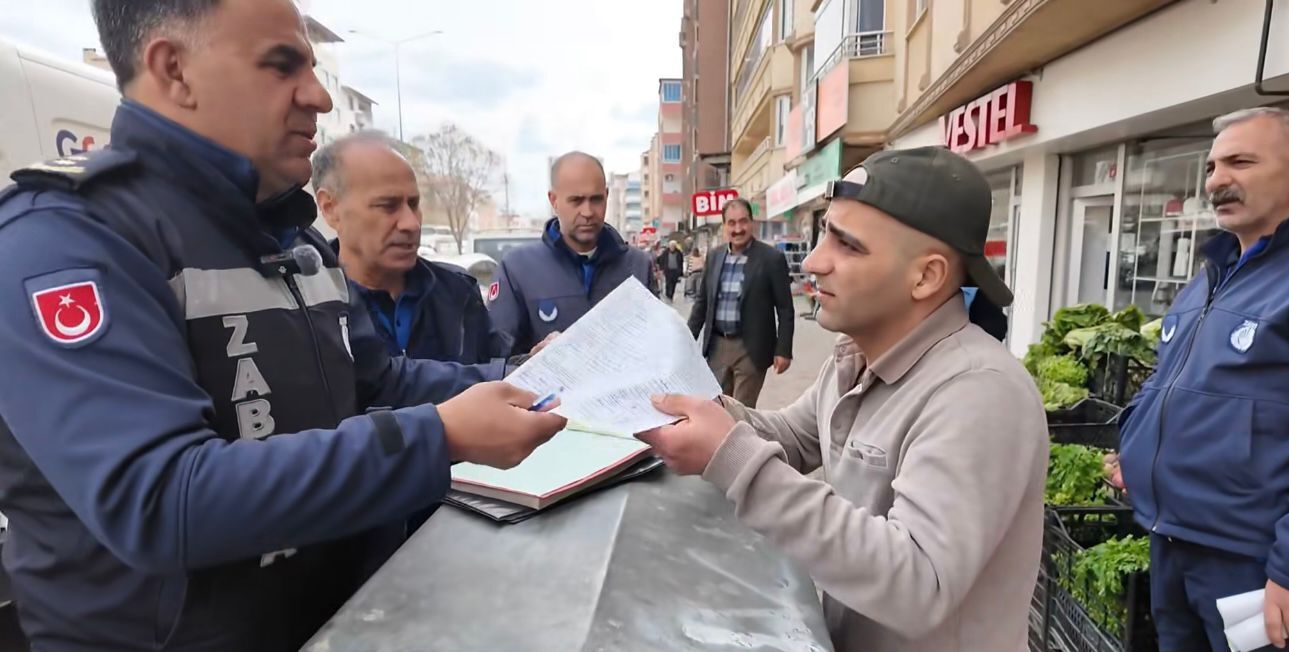 B06Abc1E 71B7 4C18 9E94 9Db097Cdd812