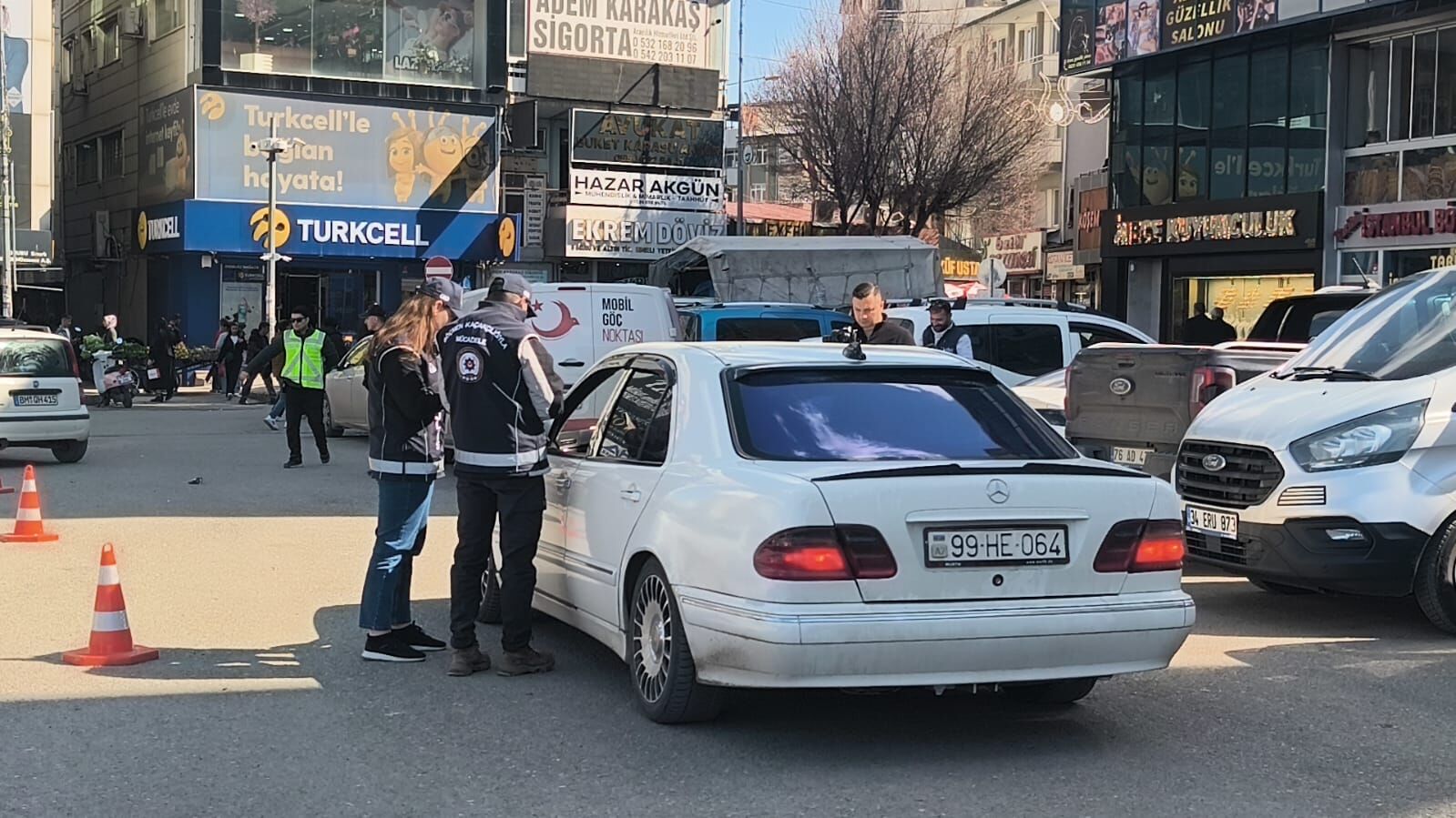 B29E99B2 Dc7B 4F5F A309 8Fa8Ec6050Ca