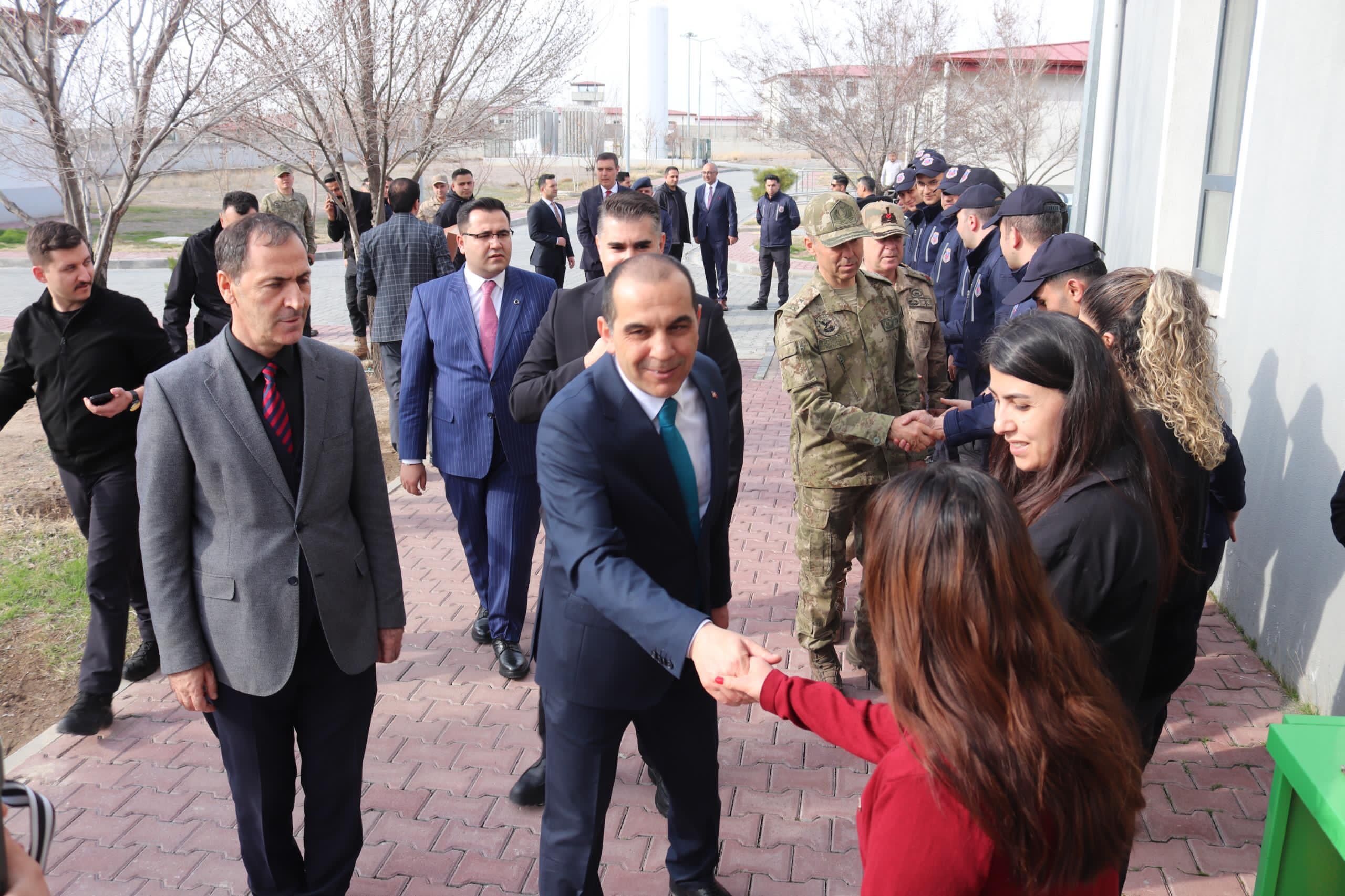 Ce2304F4 C527 40A4 Aa20 Bd6F92C54C40