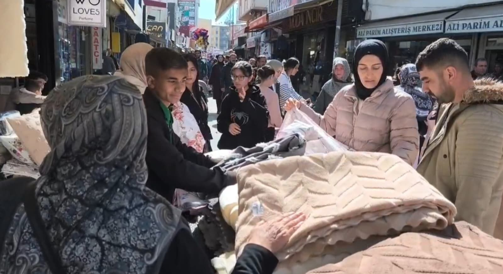 D4D02004 5A35 434B A70E 098B41C7Bb45