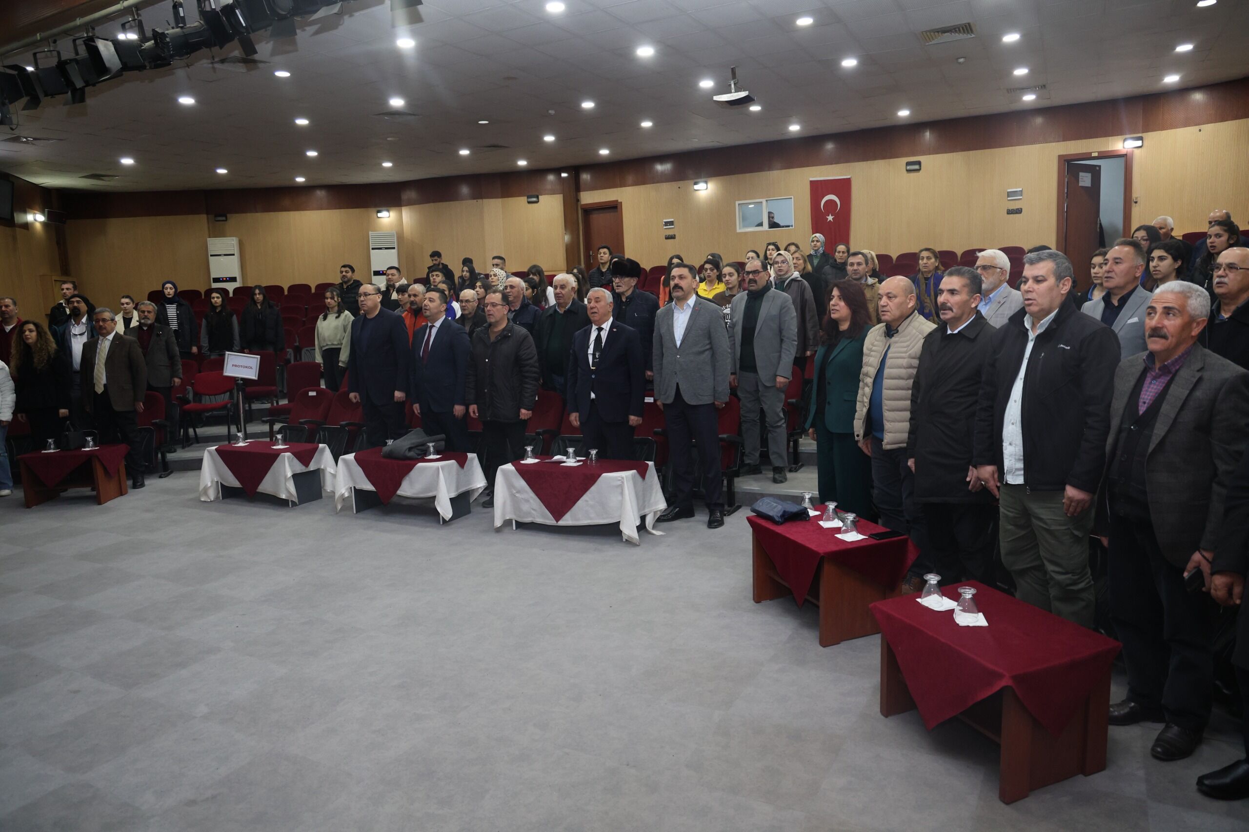 Dee7F826 7611 48Ae 8C36 E00Db2C86714