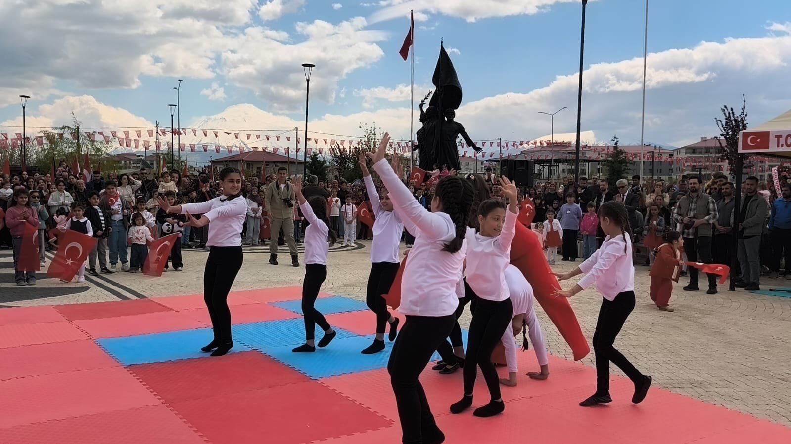 068Fa2B4 6732 4Cd6 B11F Cee4A38F5311