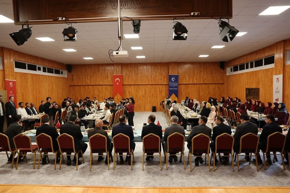 238786E0 E041 4048 Ba12 5Fd537635003