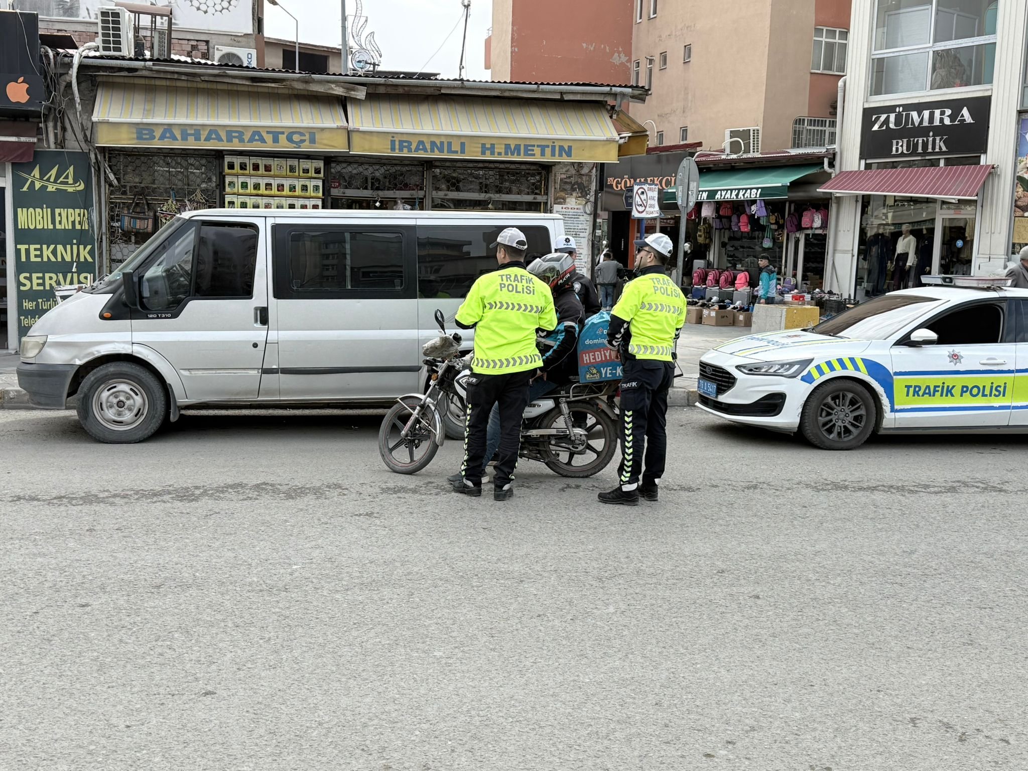 24D0864E E047 4319 B0D3 290B4Cd36053