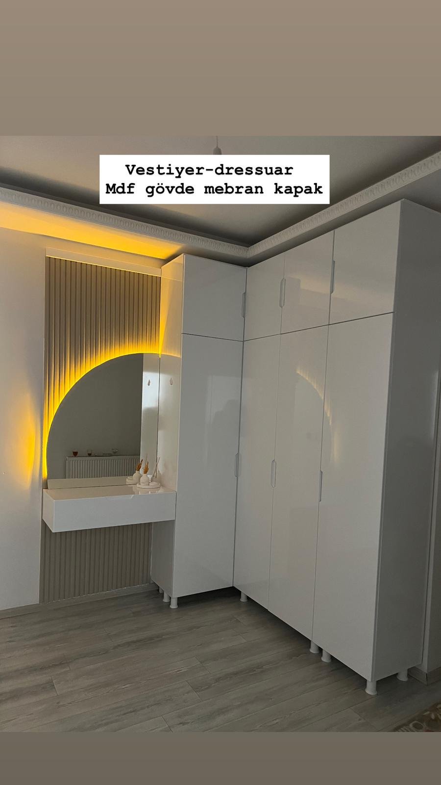 28F3E661 799B 49Bf Ace9 Ae0A148C79F2