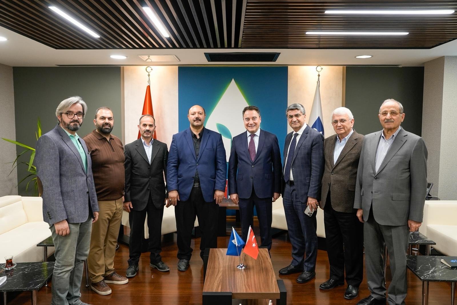 45465151 2Aa0 4Efd 8Ebd F069D8C6Babd