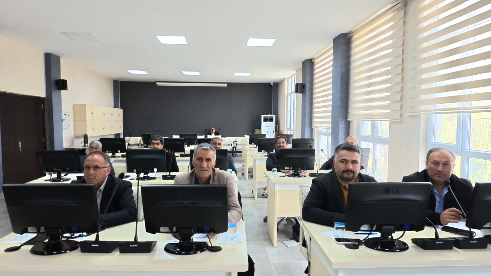 45B41F80 6Ea1 443B B426 Bbf657D773E6