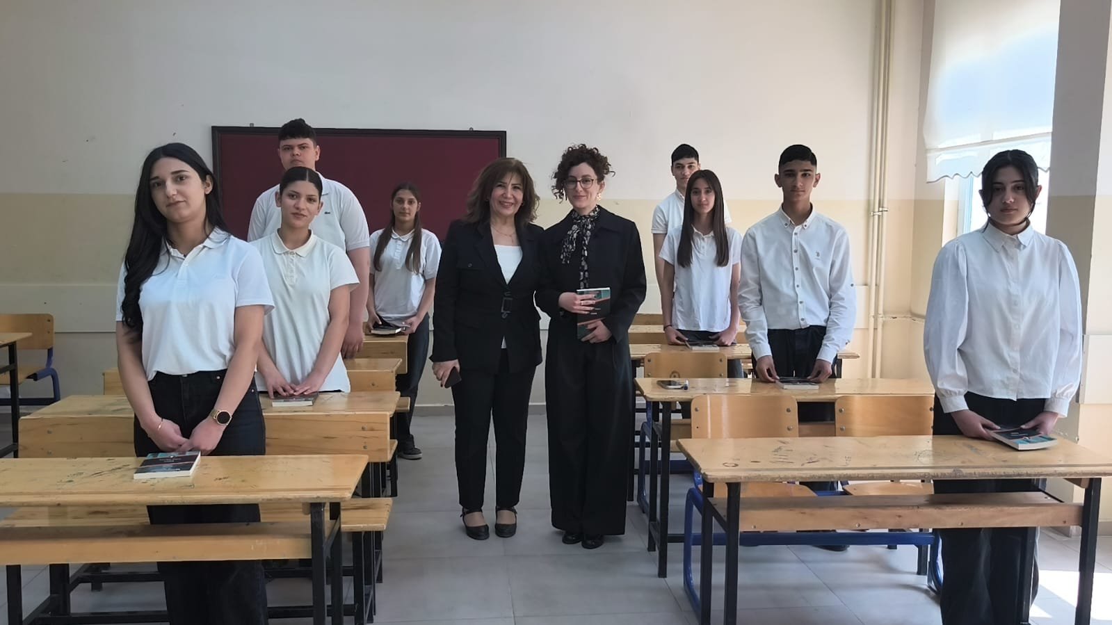 61F1A0Ea 1035 423F A02F 2B83B948Ca9F