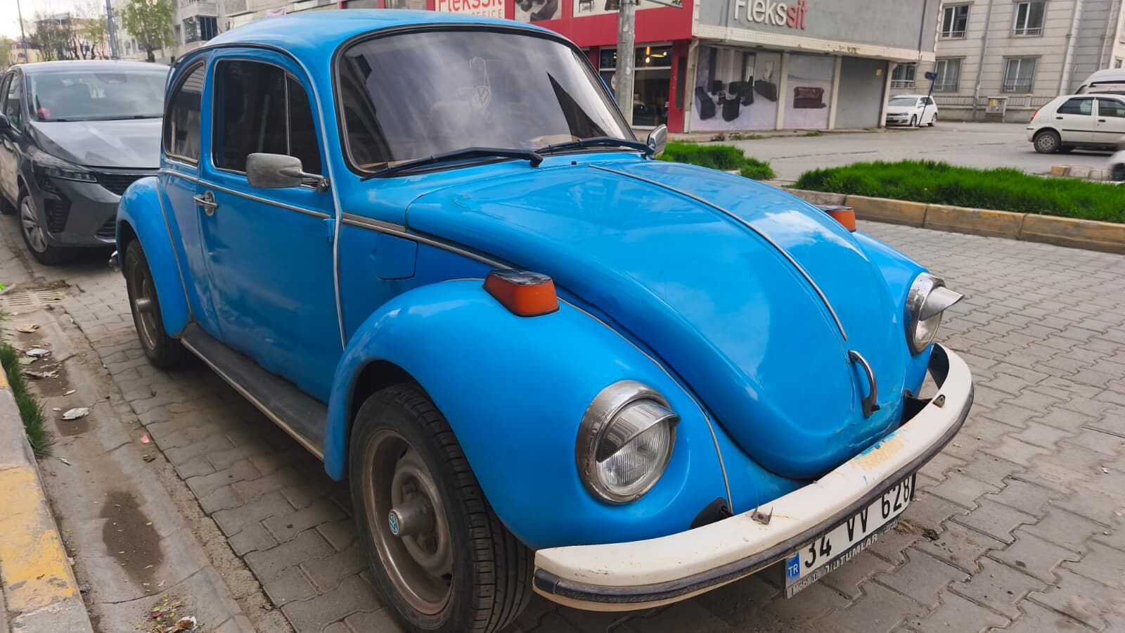 64Eff9B3 728D 4F54 Ba23 364119Bbe9Bb