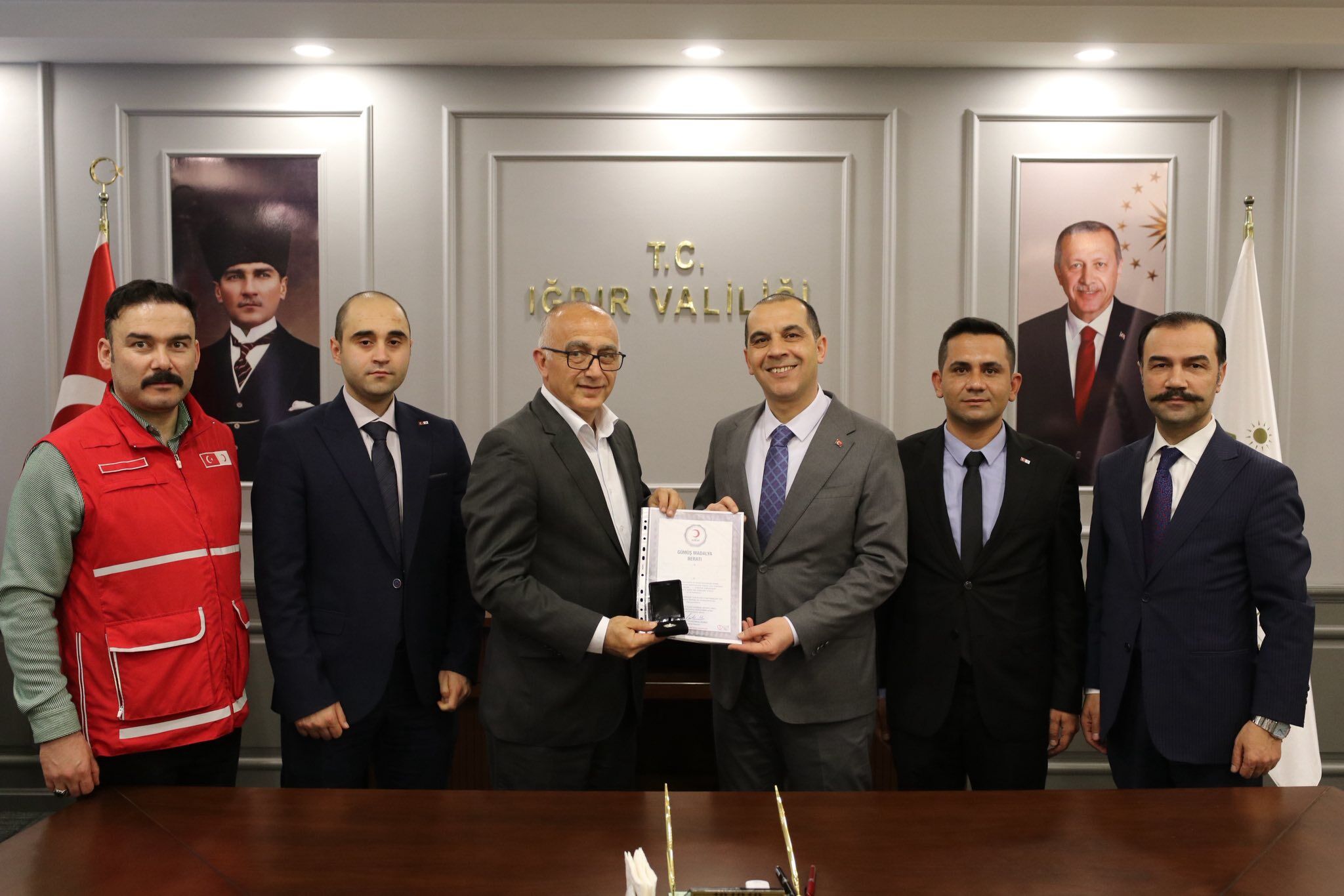 661370969 1431275365695204 8388173330605969922 N