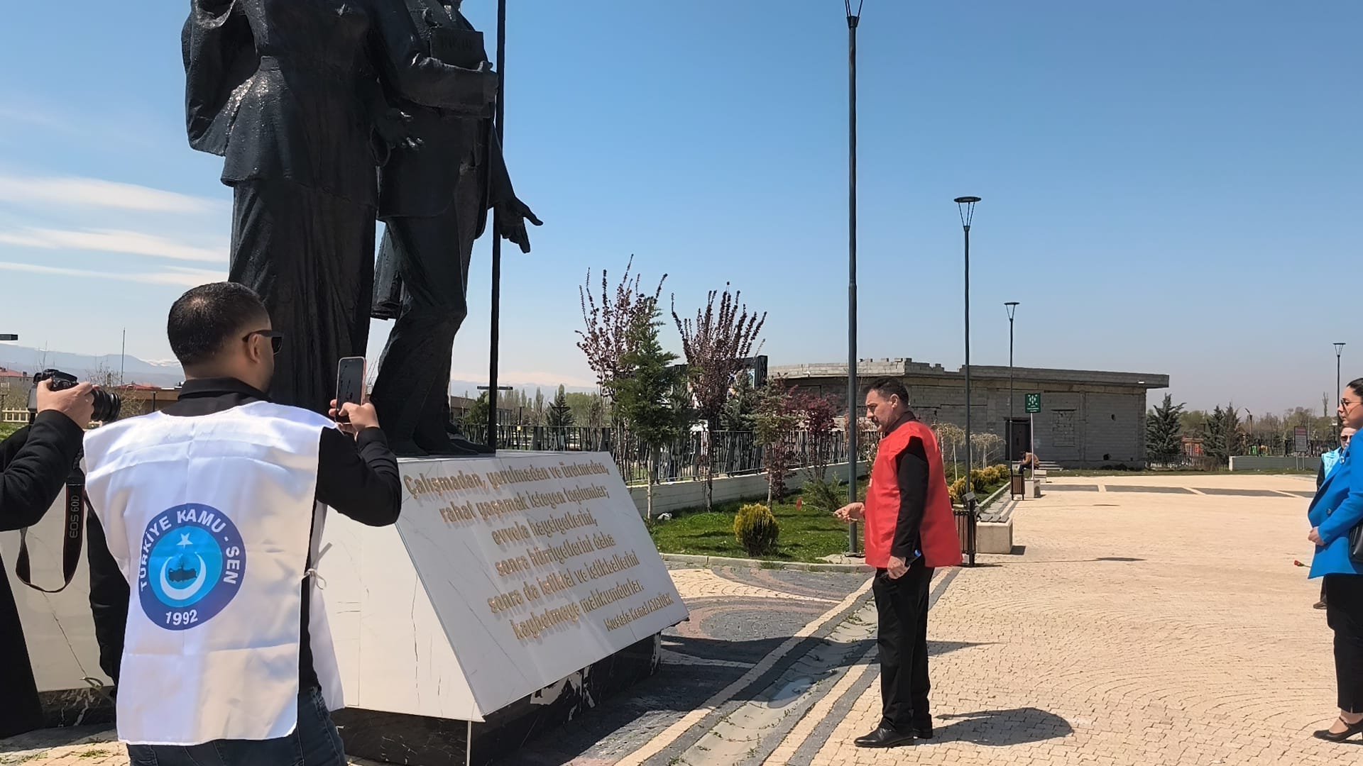 661Ef25B 9F10 4117 859C Da5F238C21Ce