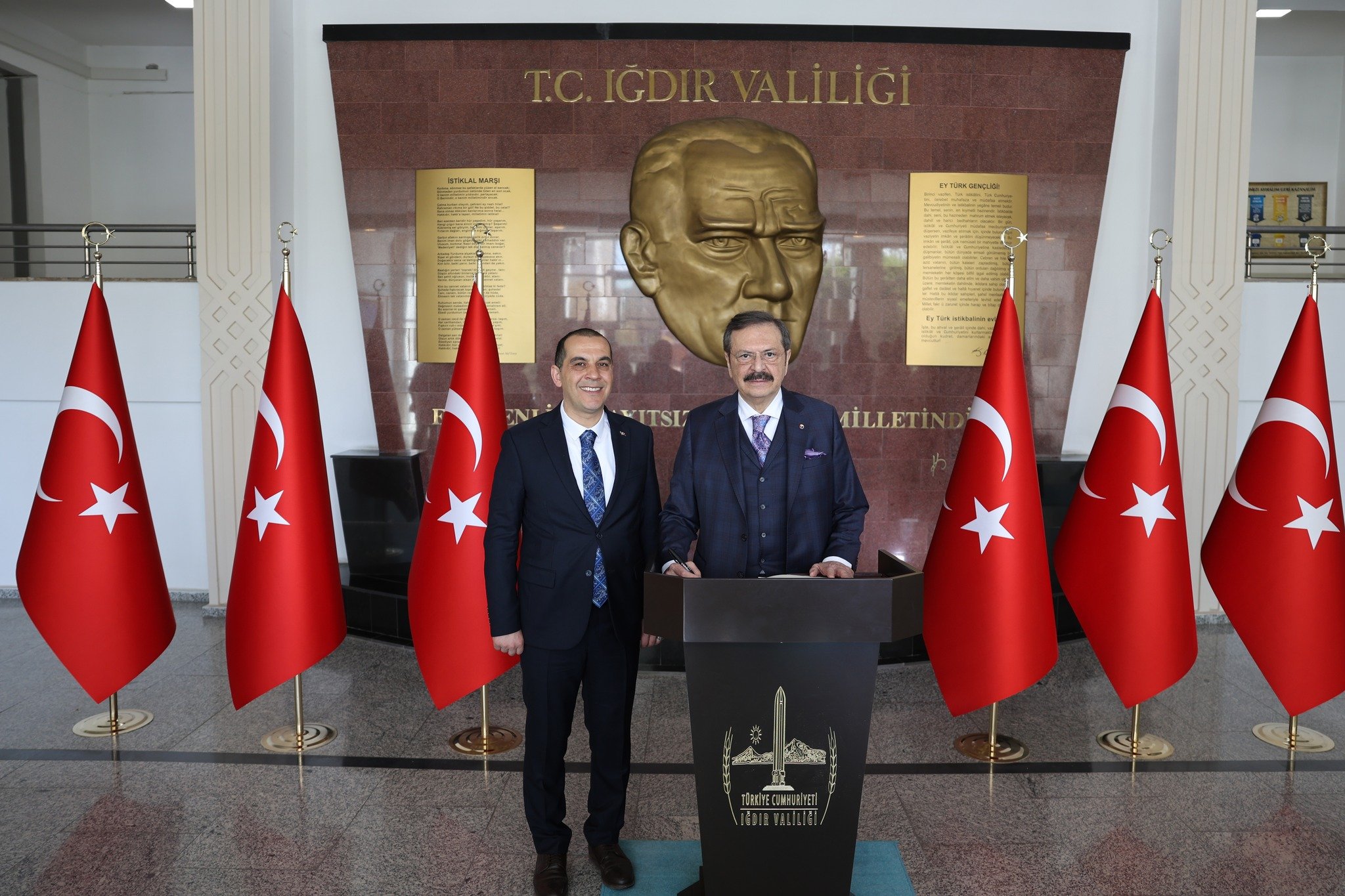 679321098 1452655570223850 5049996365250448963 N