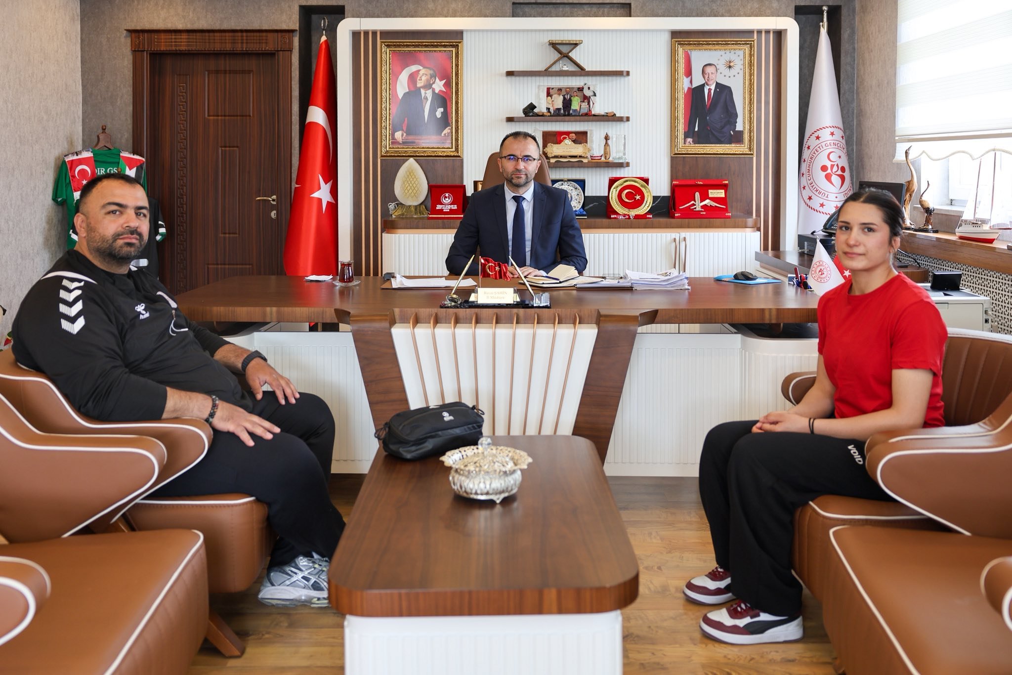 679779455 955656393880645 736272463303188782 N