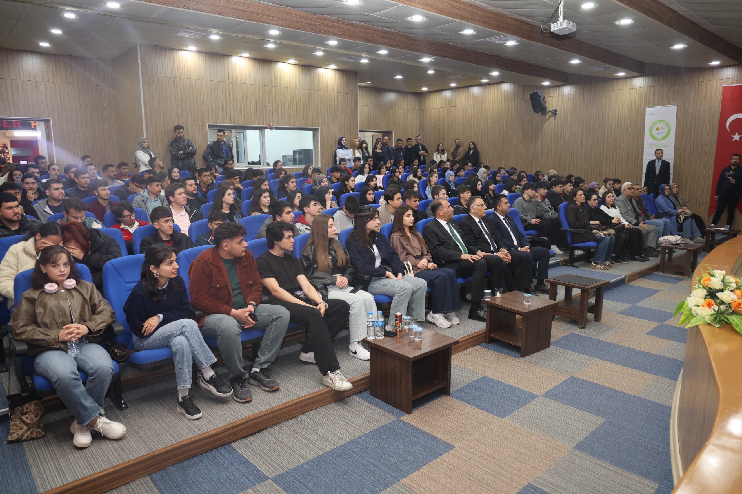 6Dd21261 6E9D 4Cc0 Acfa 039Fa8Ff5181