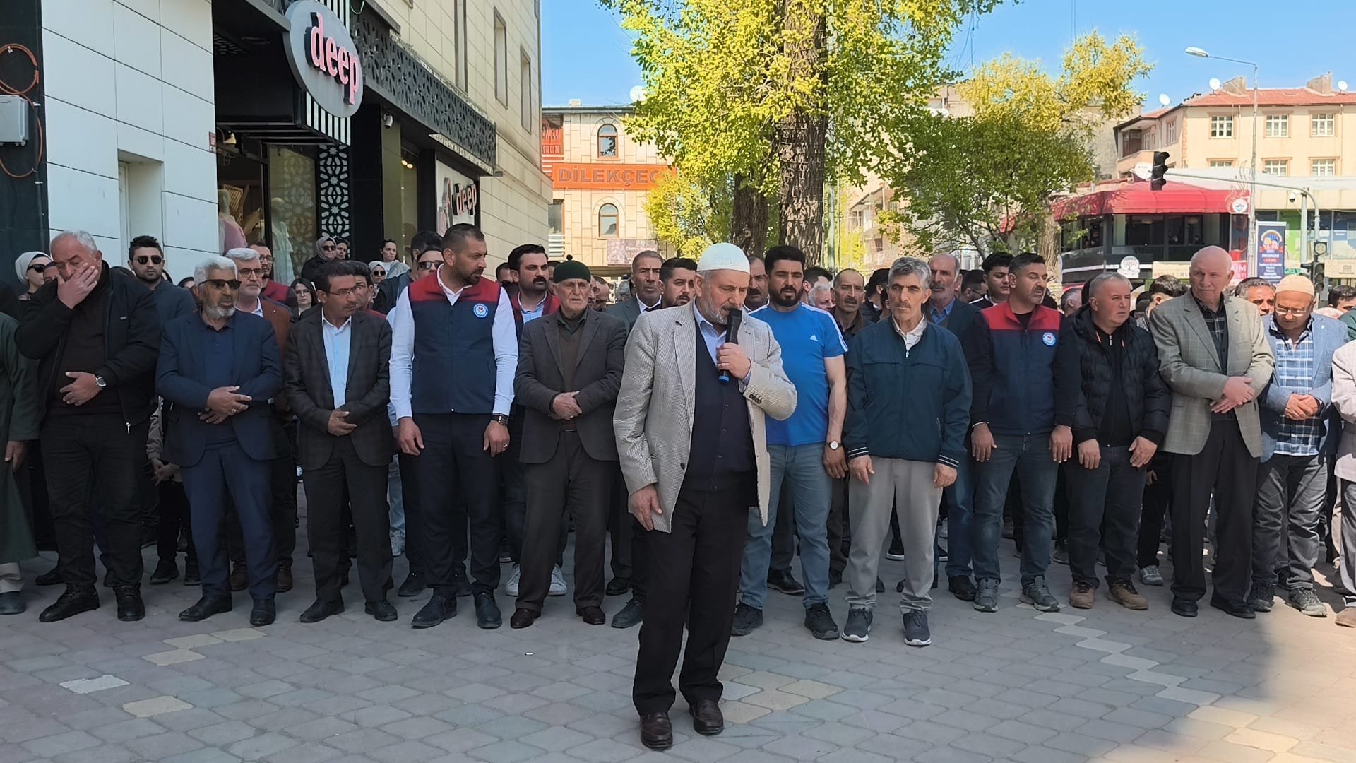 78269110 79E5 491A 9Da9 5E4373Cdf86A-1