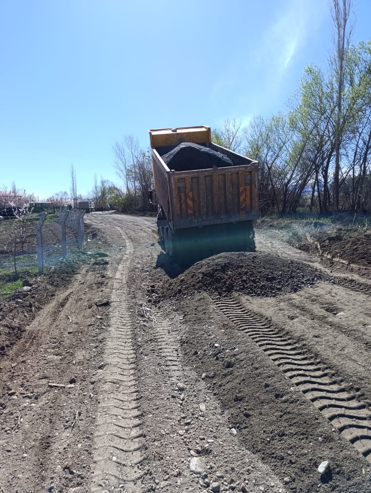 85C2B166 1883 4F8E Bc82 2Bbfd9Ca94A0