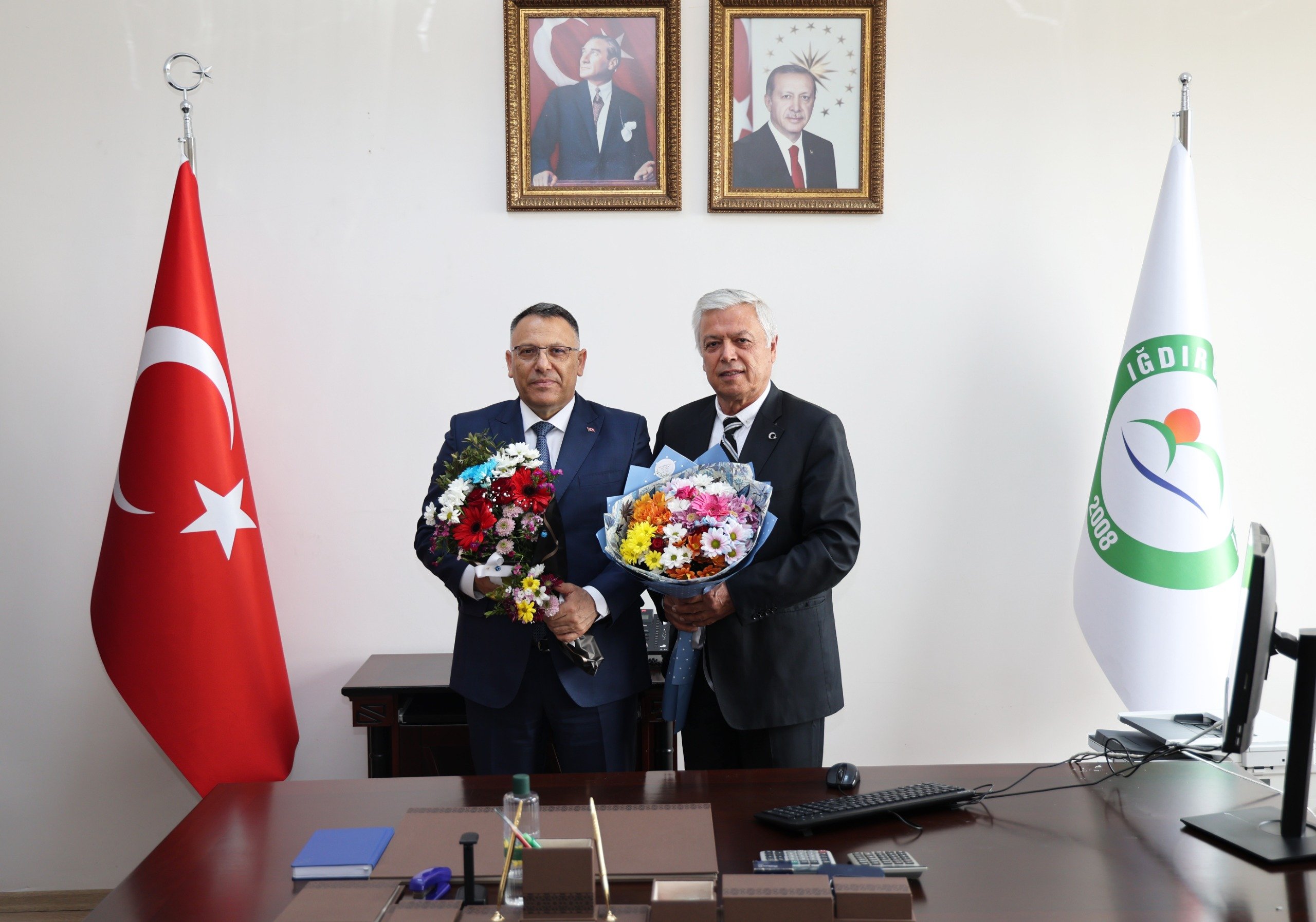 8B8E78Fd A750 4A13 971D 627A160F7B4B