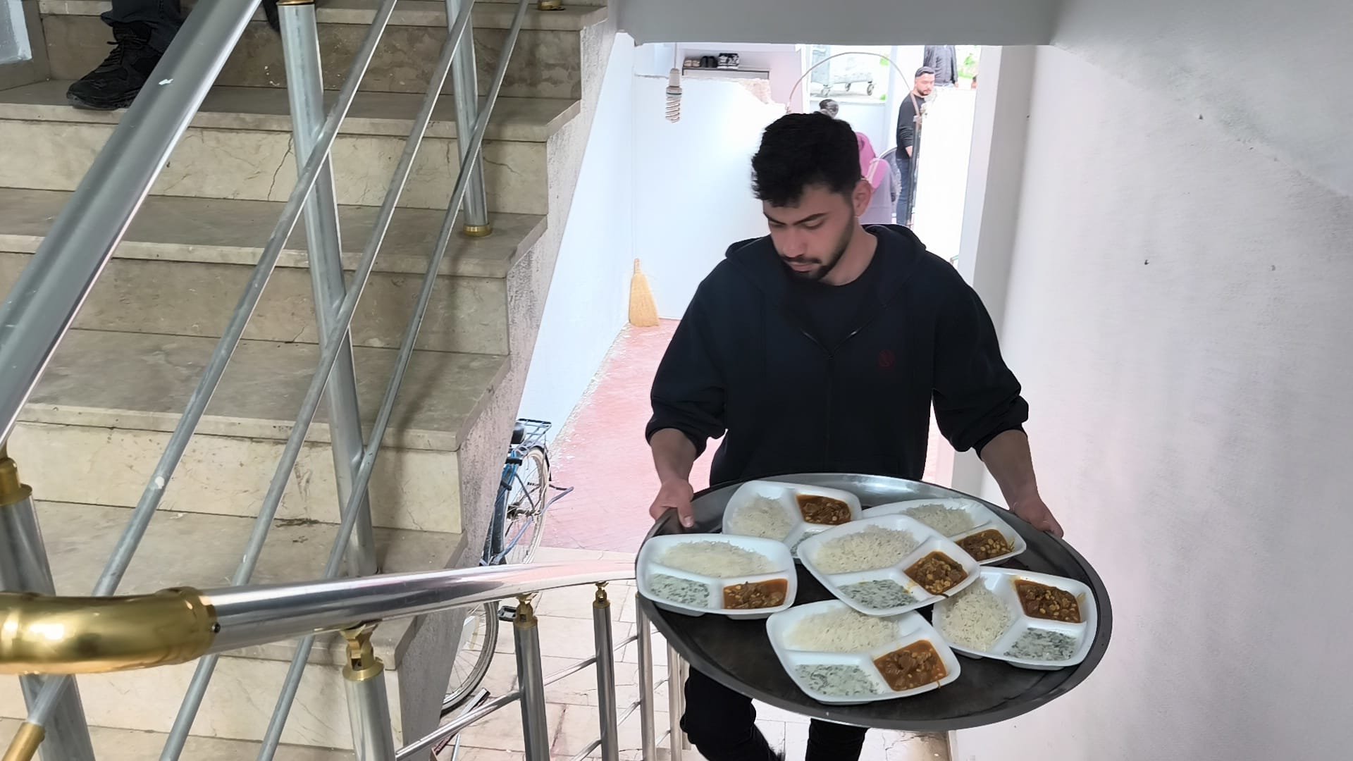 A6B8F806 9Bed 4A9E B7B5 A48686441Aa9-1