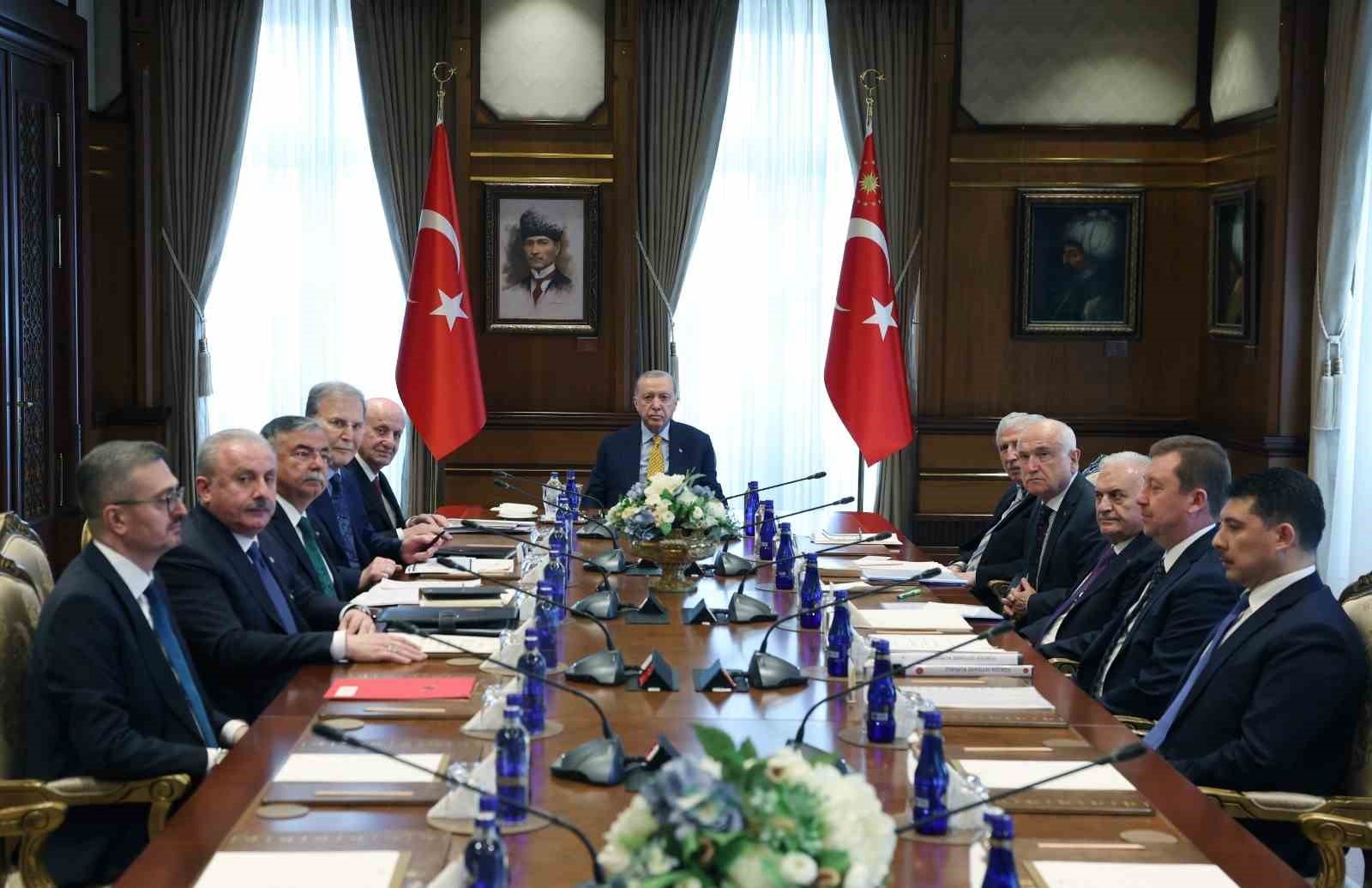 Cumhurbaşkanlığı Yüksek İstişare Kurulu Cumhurbaşkanı Erdoğan başkanlığında toplandı