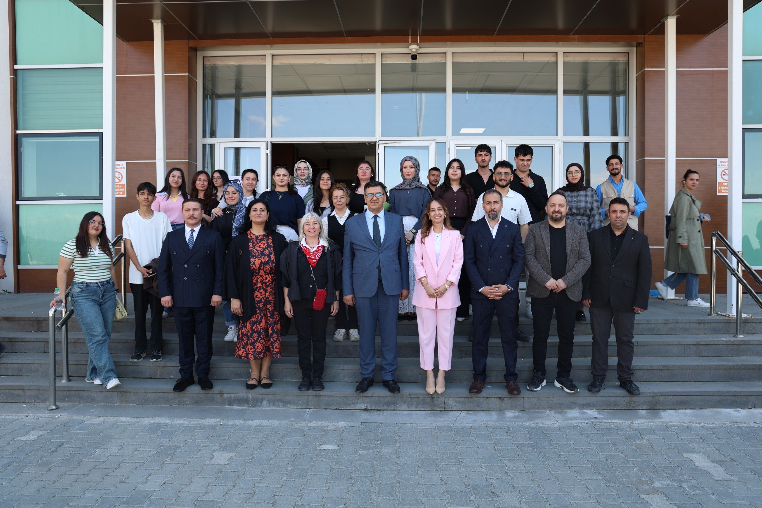 B0C3Ade1 79D6 43D6 8F86 19Dca66C9D93