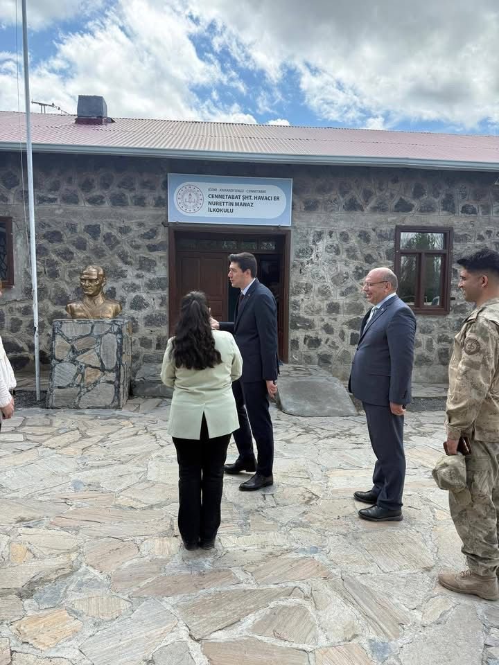 E87C061D Ce53 45Da A6Cd F3A2B14032Aa