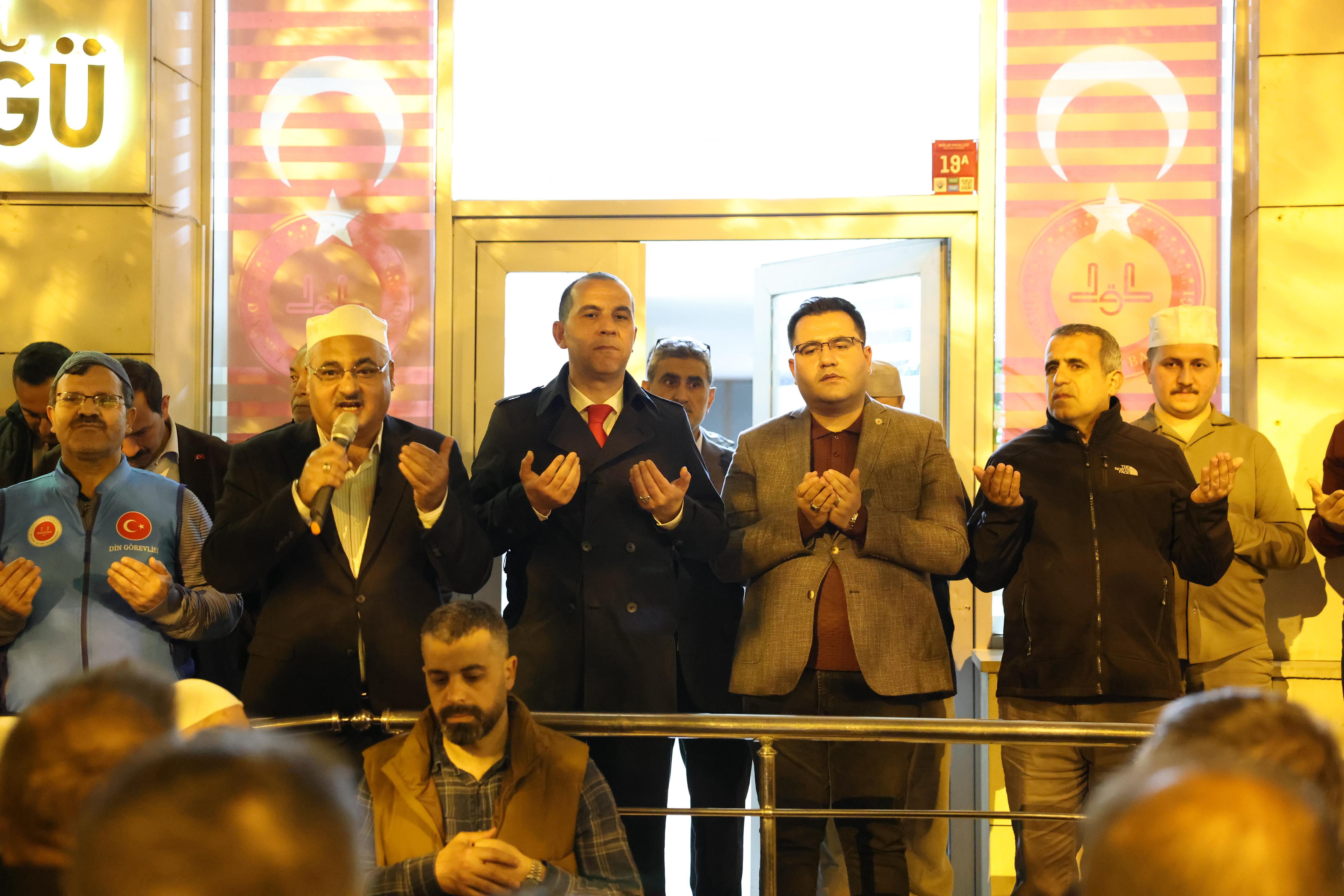 F77730D9 Ec90 457B 873C F5Dccc4D495D