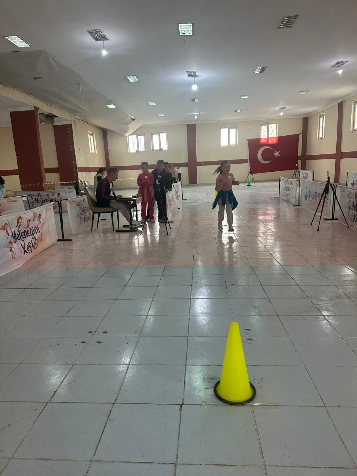 F97A9F13 00B8 461A A910 5C28Fe8A5Ce8