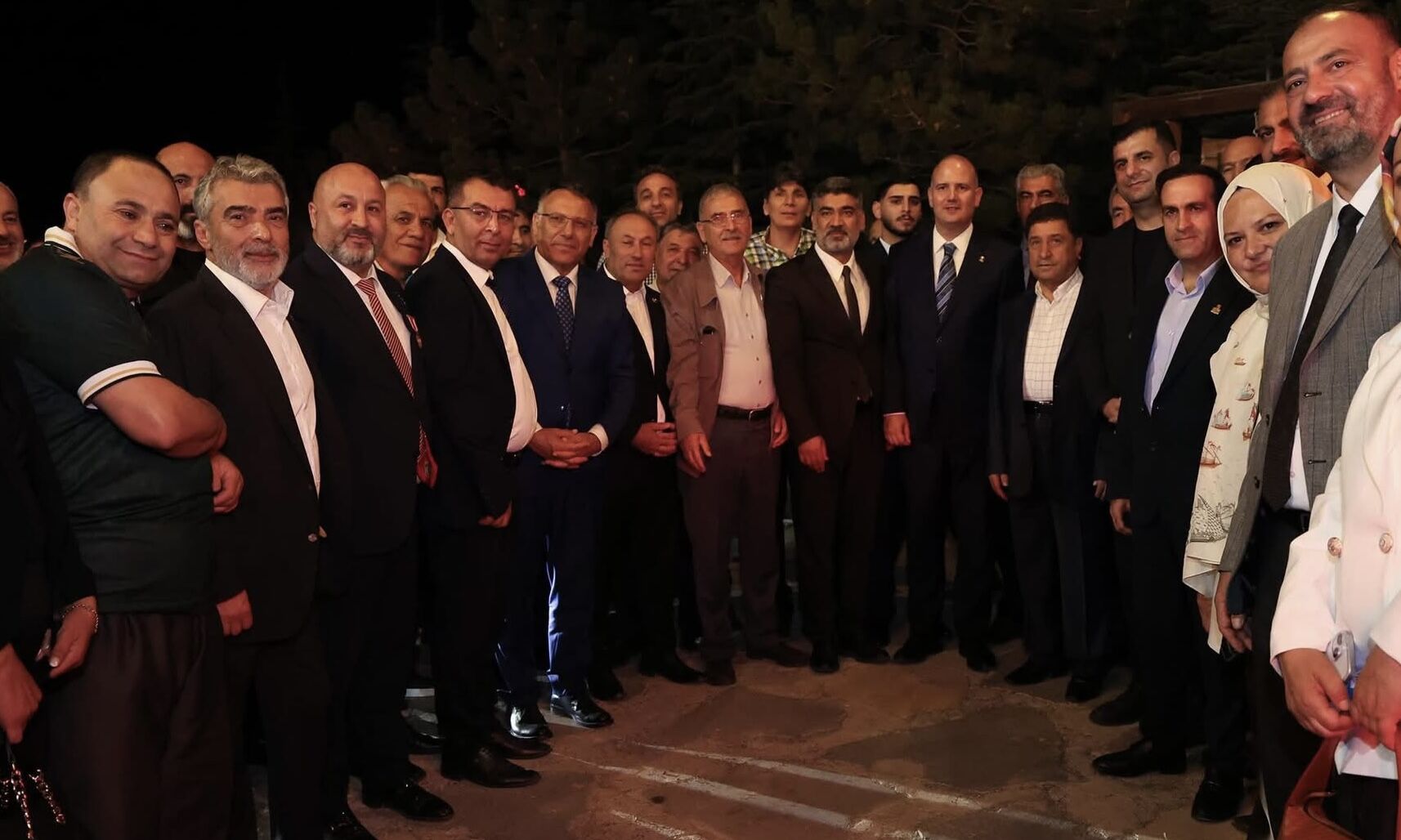 AK Parti Teşkilatı, Sivil Toplum Kuruluşu Başkanlarıyla İstişare Toplantısı Yaptı