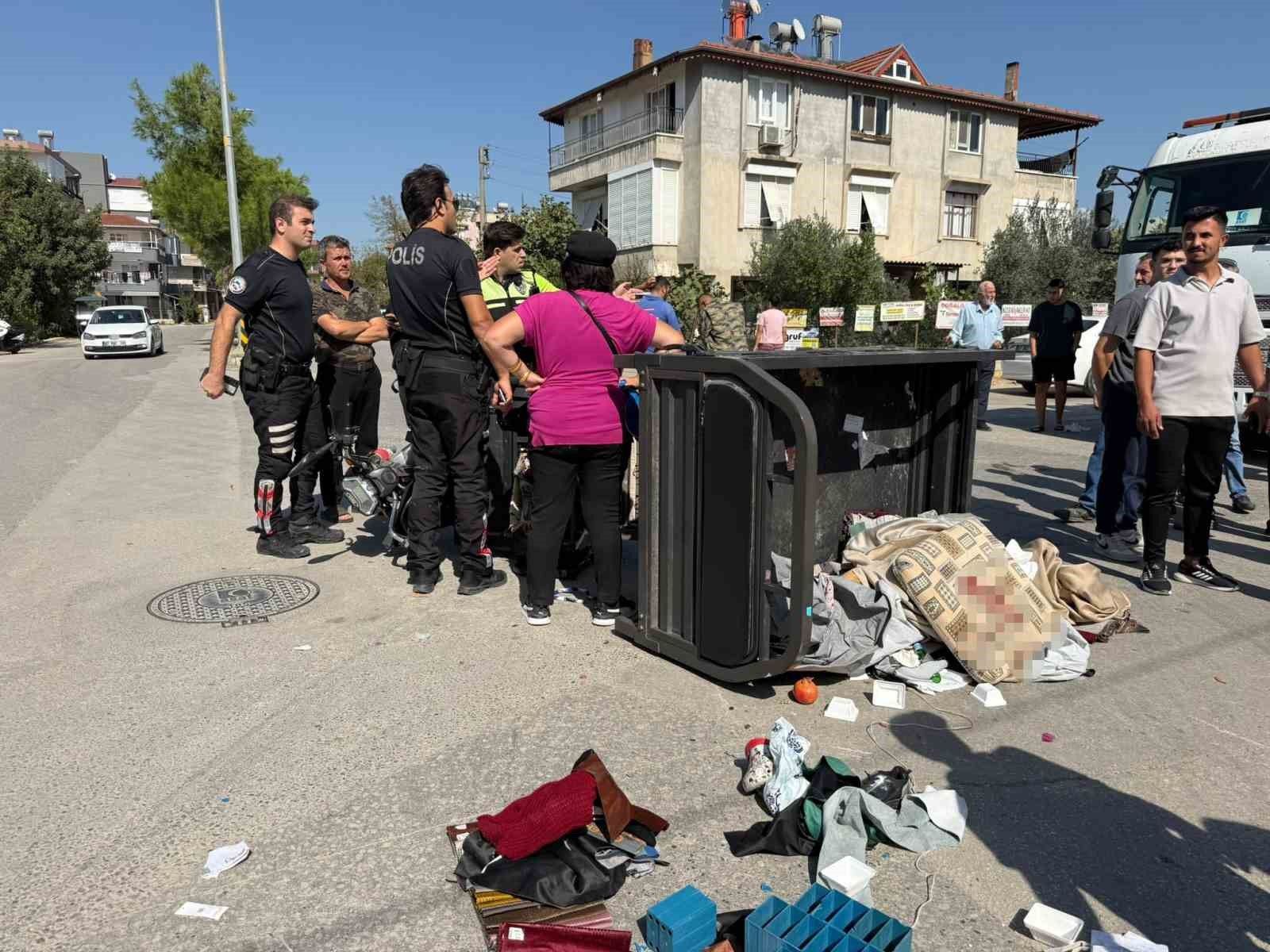 2 kişinin yaralandığı elektrikli bisiklet kazası güvenlik kamerasında