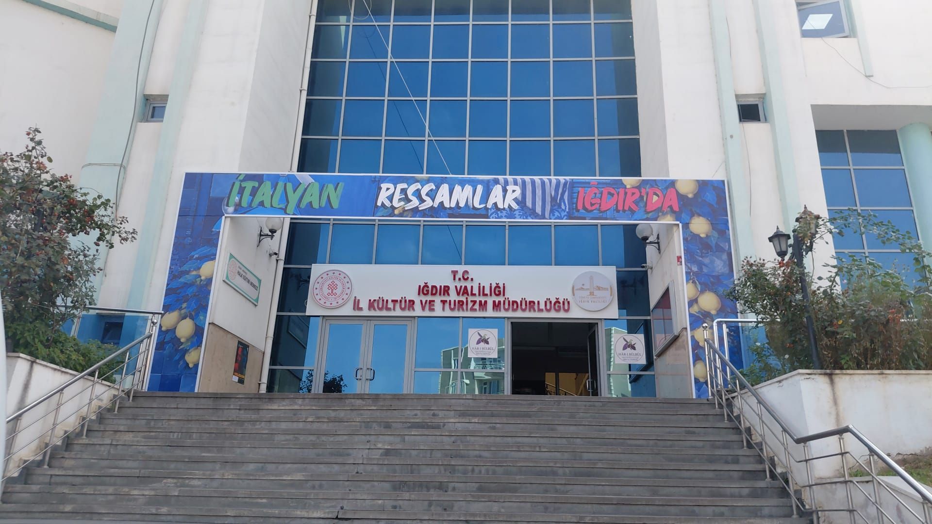 İTALYAN RESSAMLARIN ESERLERİ YARIN IĞDIR’DA SANATSEVERLERLE BULUŞUYOR