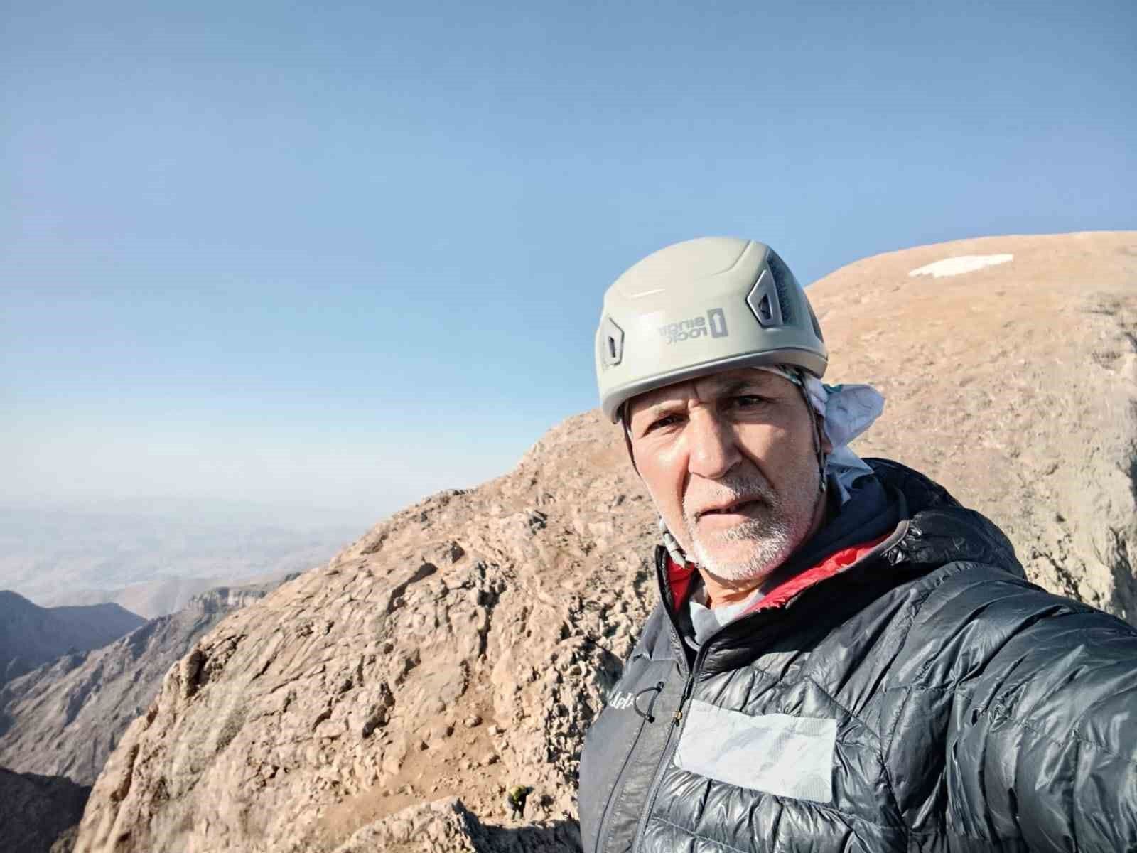 Cilo Dağı'nın zirvesine vefa tırmanışı: Dağcılar, Fikret Yaşar'ı andı