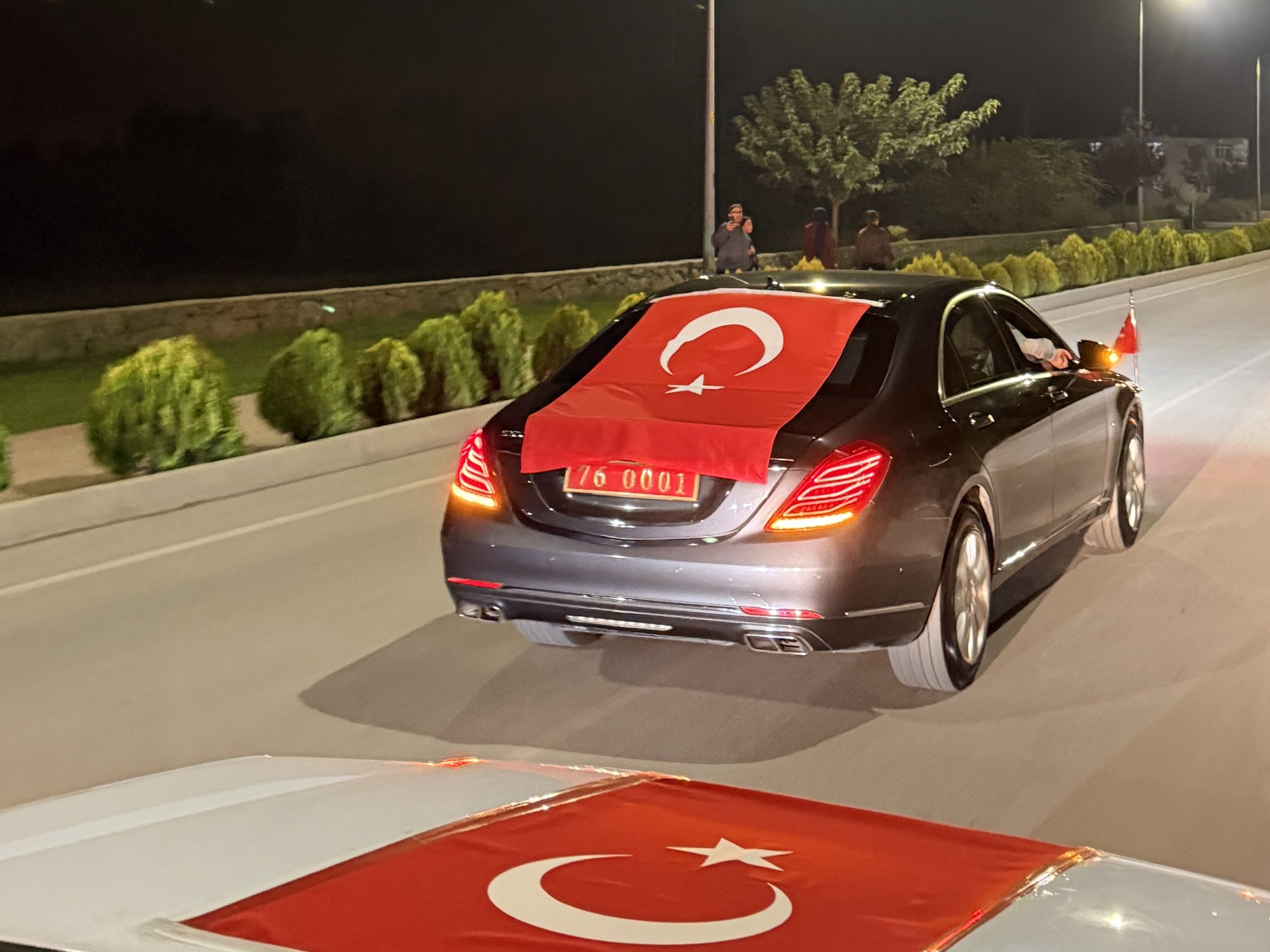 Vali Taşolar Cumhuriyet Konvoyuna Katıldı
