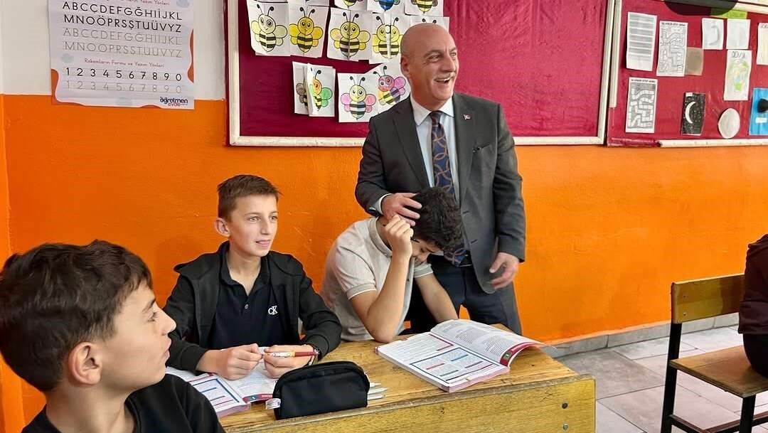 Öğrencilere eğitim desteği