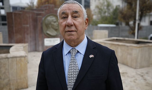 Unsal Bu Yil Daha Mutlu Ve Gururluyuz 5210